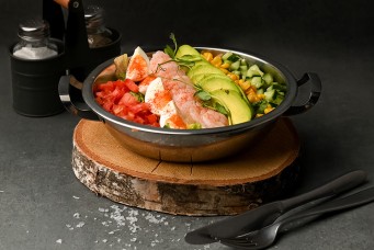 Cobb Salad with Shrimps
